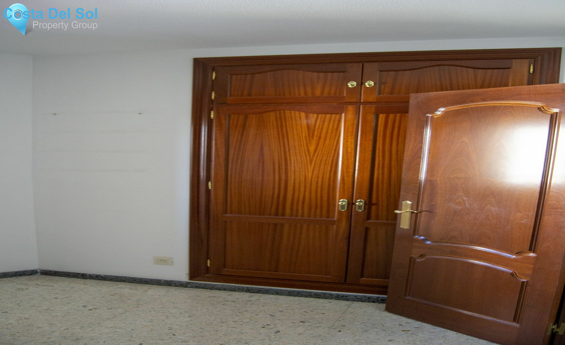 Middle Floor Apartment in Málaga-1155674
