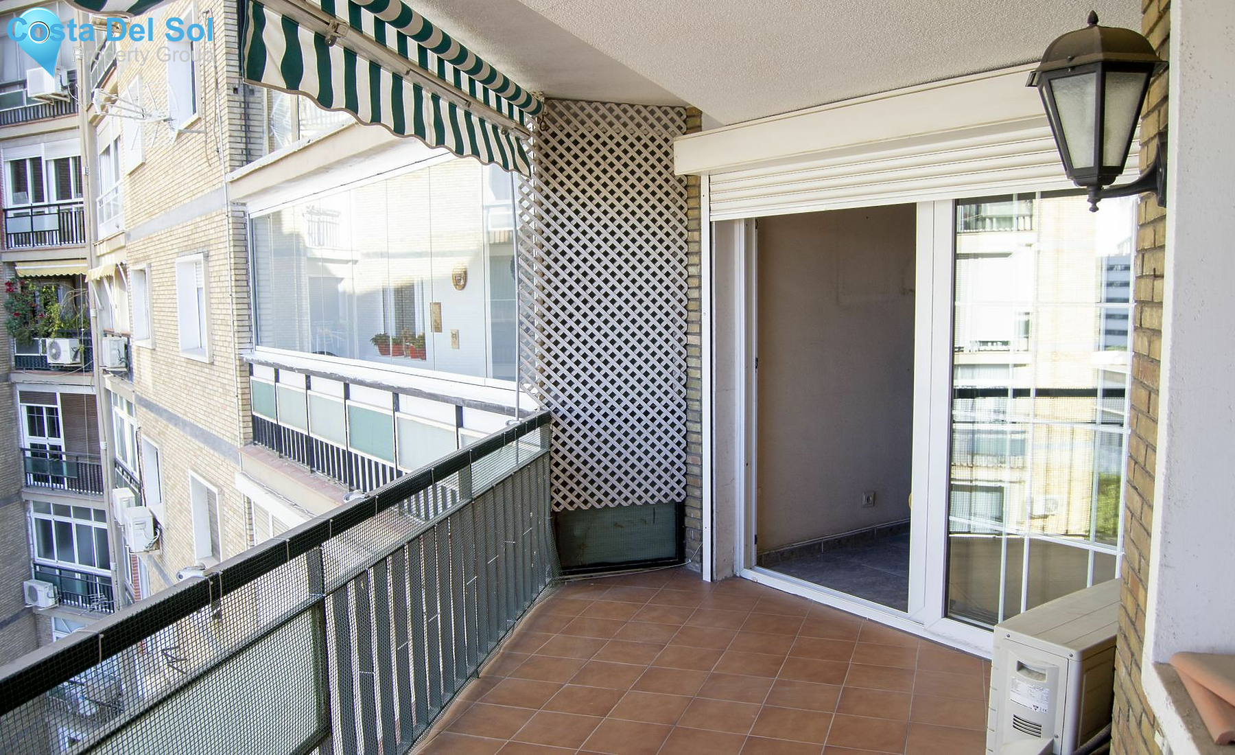 Middle Floor Apartment in Málaga-1155680