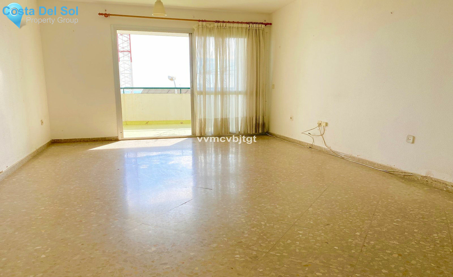 Middle Floor Apartment in Málaga-1157048