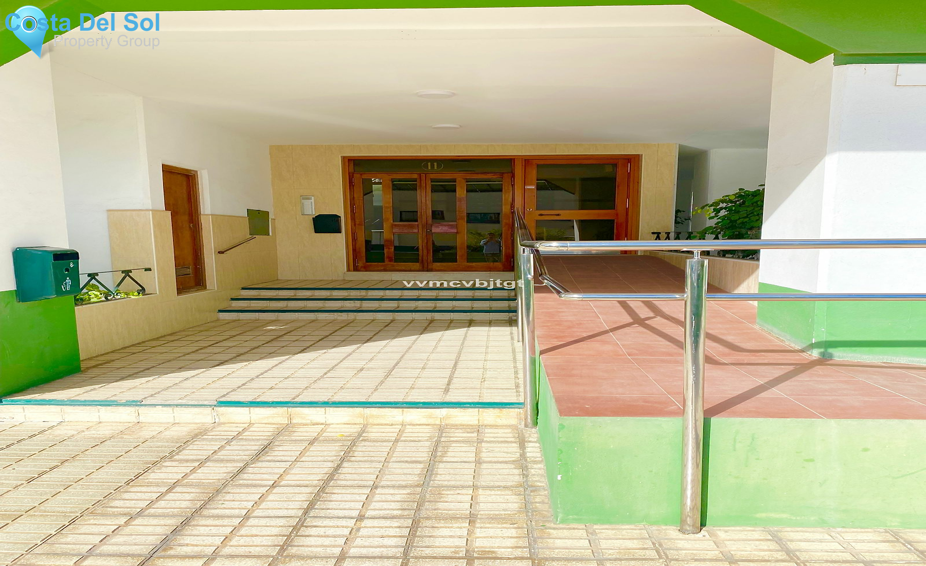 Middle Floor Apartment in Málaga-1157050