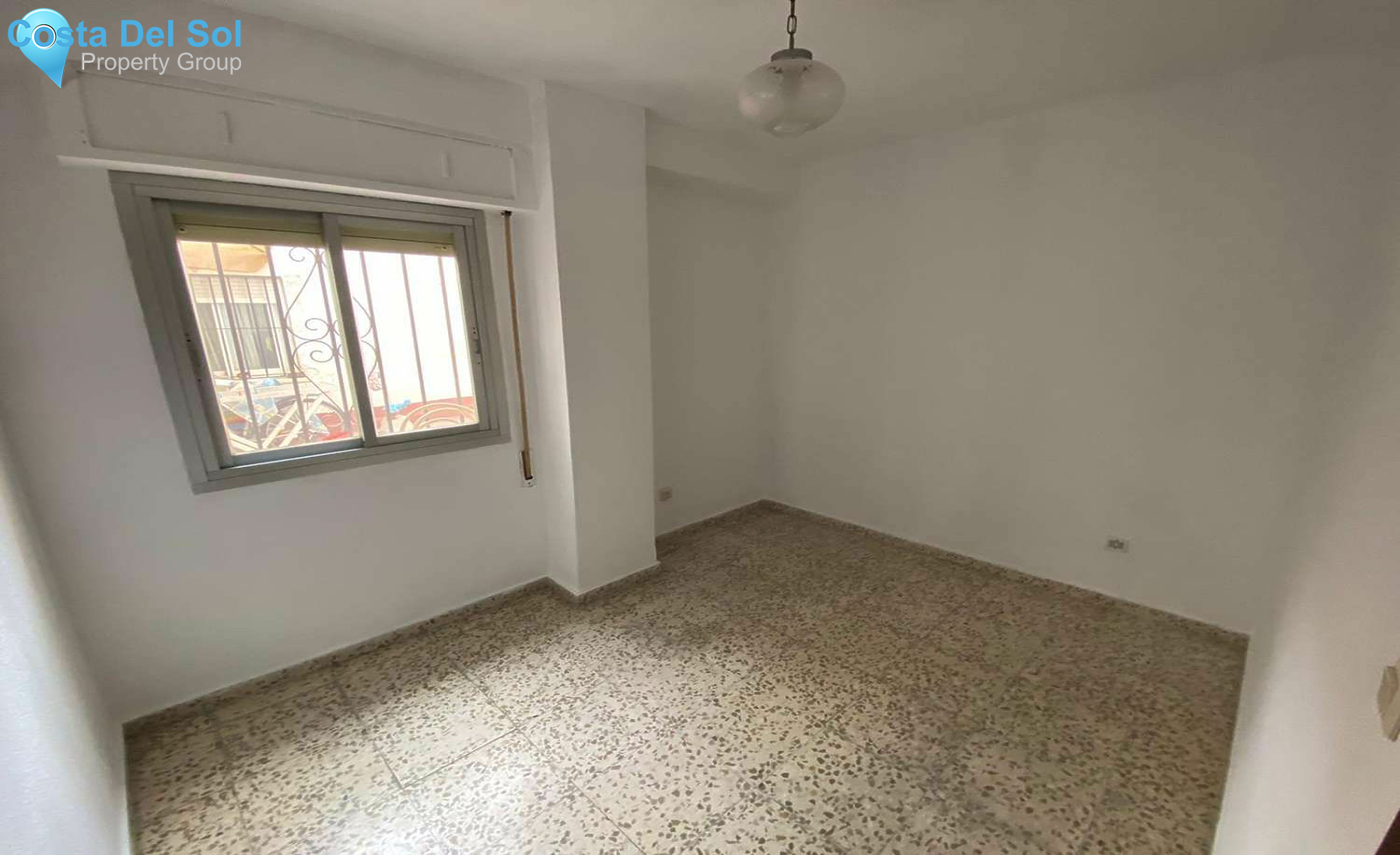 Middle Floor Apartment in Málaga-1165086