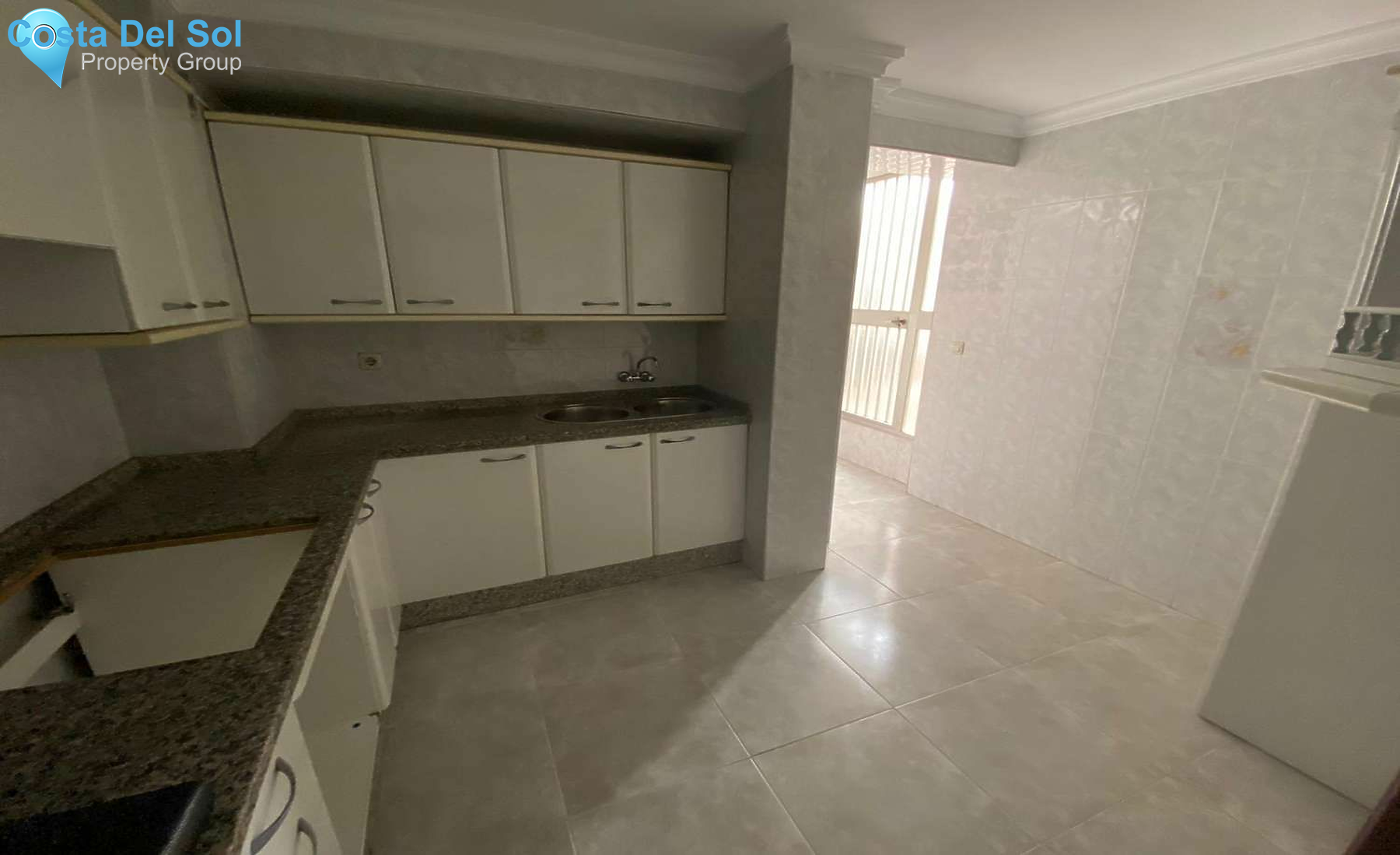 Middle Floor Apartment in Málaga-1165082