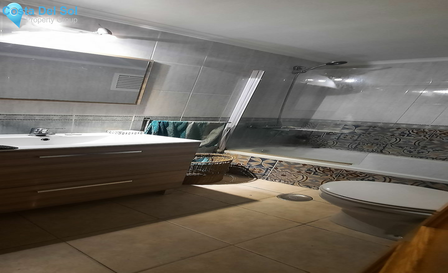 Middle Floor Apartment in Málaga-1430568