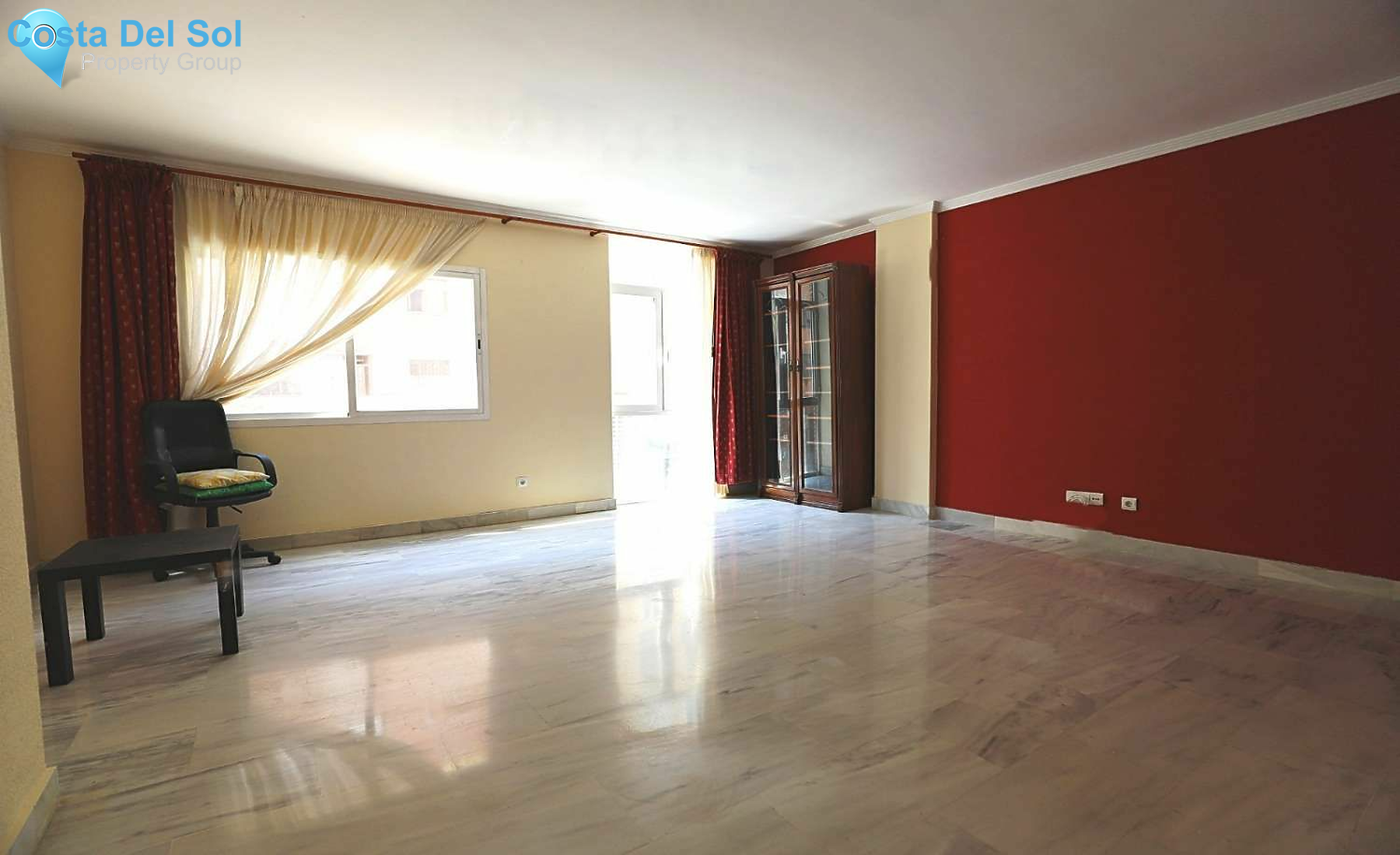 Middle Floor Apartment in Málaga