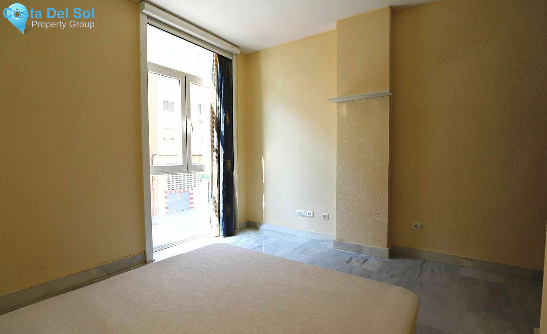 Middle Floor Apartment in Málaga-1552496