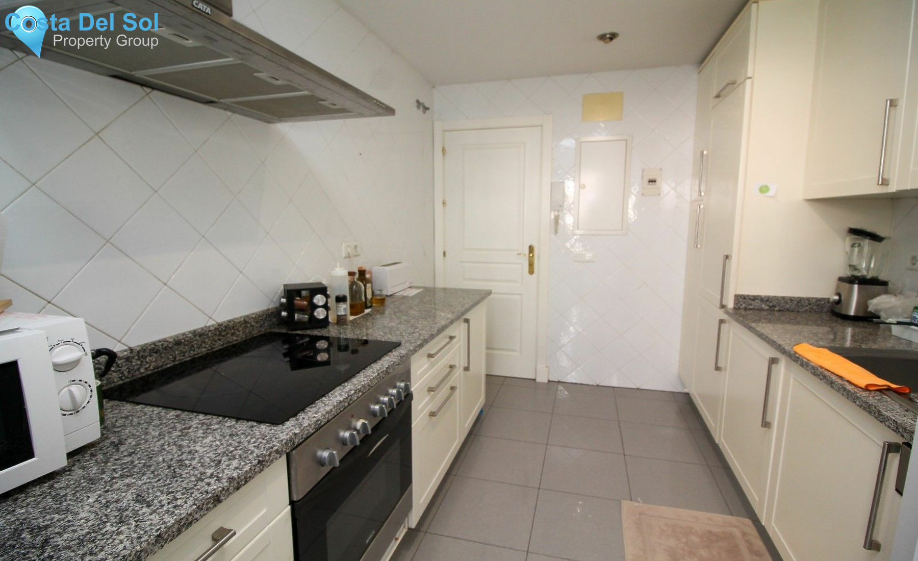 Middle Floor Apartment in Nagüeles-1497522