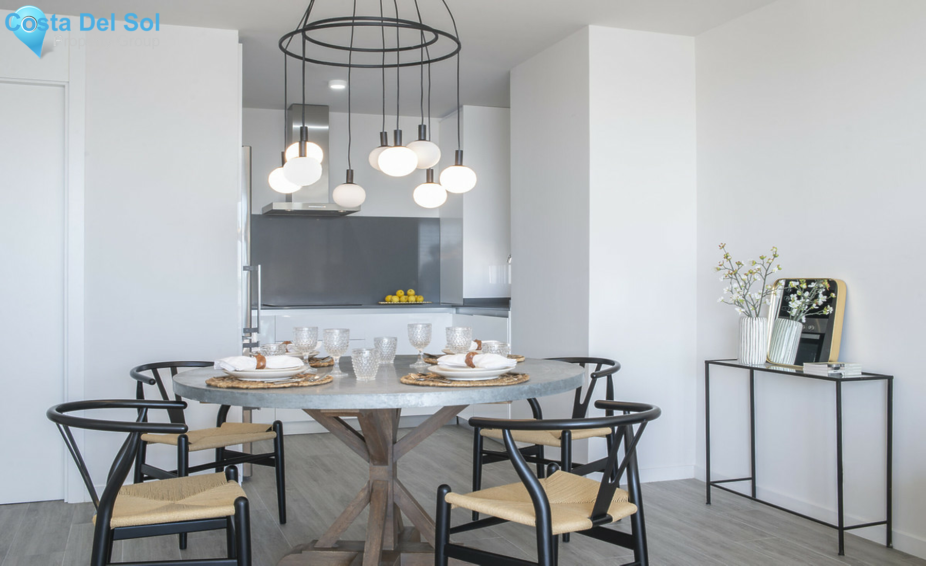 Middle Floor Apartment in New Golden Mile-1254044