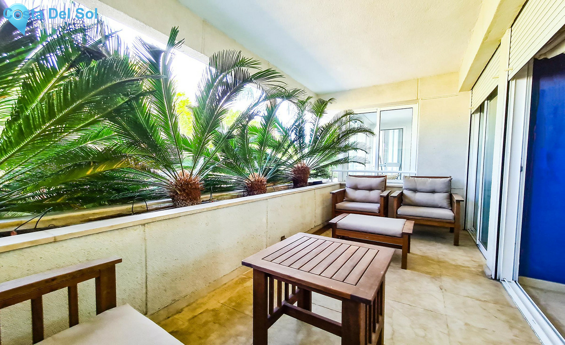 Middle Floor Apartment in New Golden Mile-1281093
