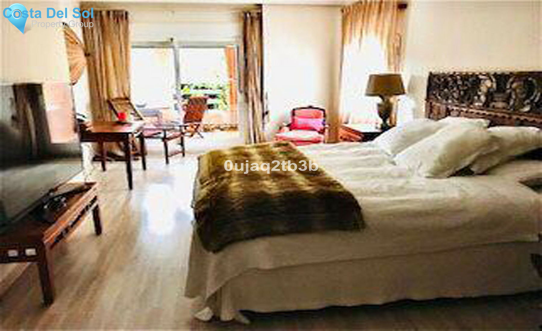 Middle Floor Apartment in New Golden Mile-1305771