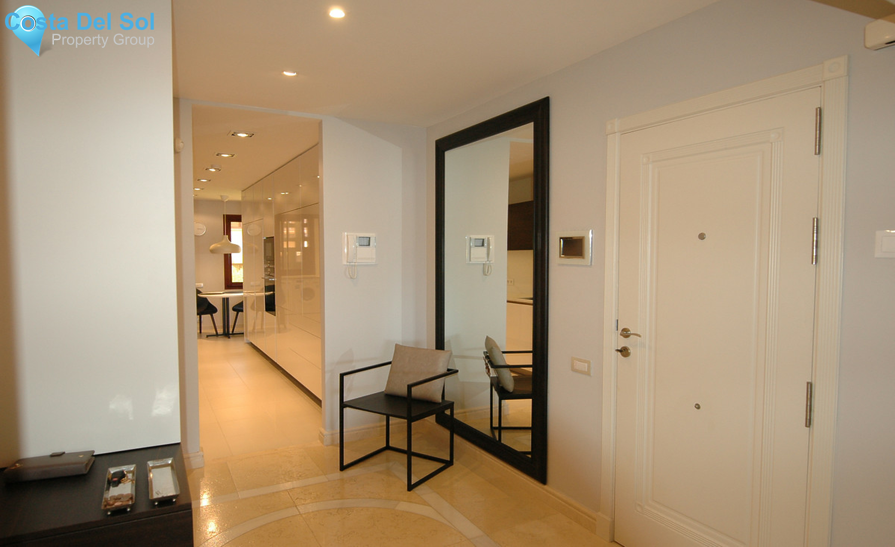 Middle Floor Apartment in New Golden Mile-1320095