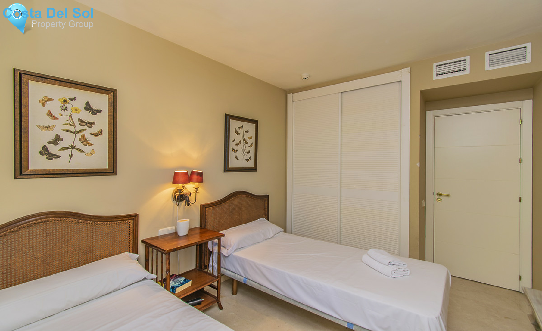 Middle Floor Apartment in New Golden Mile-1332766