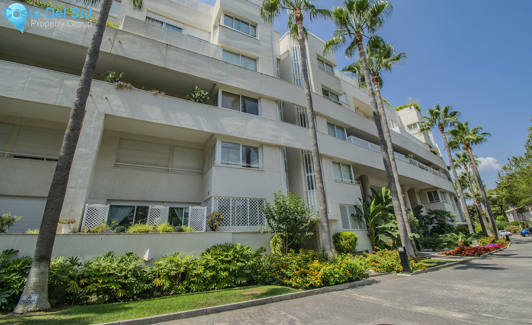 Middle Floor Apartment in New Golden Mile-1332770