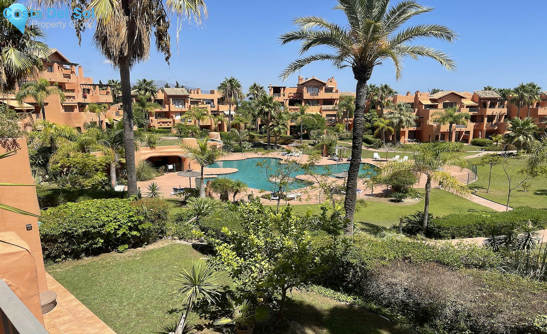 Middle Floor Apartment in New Golden Mile
