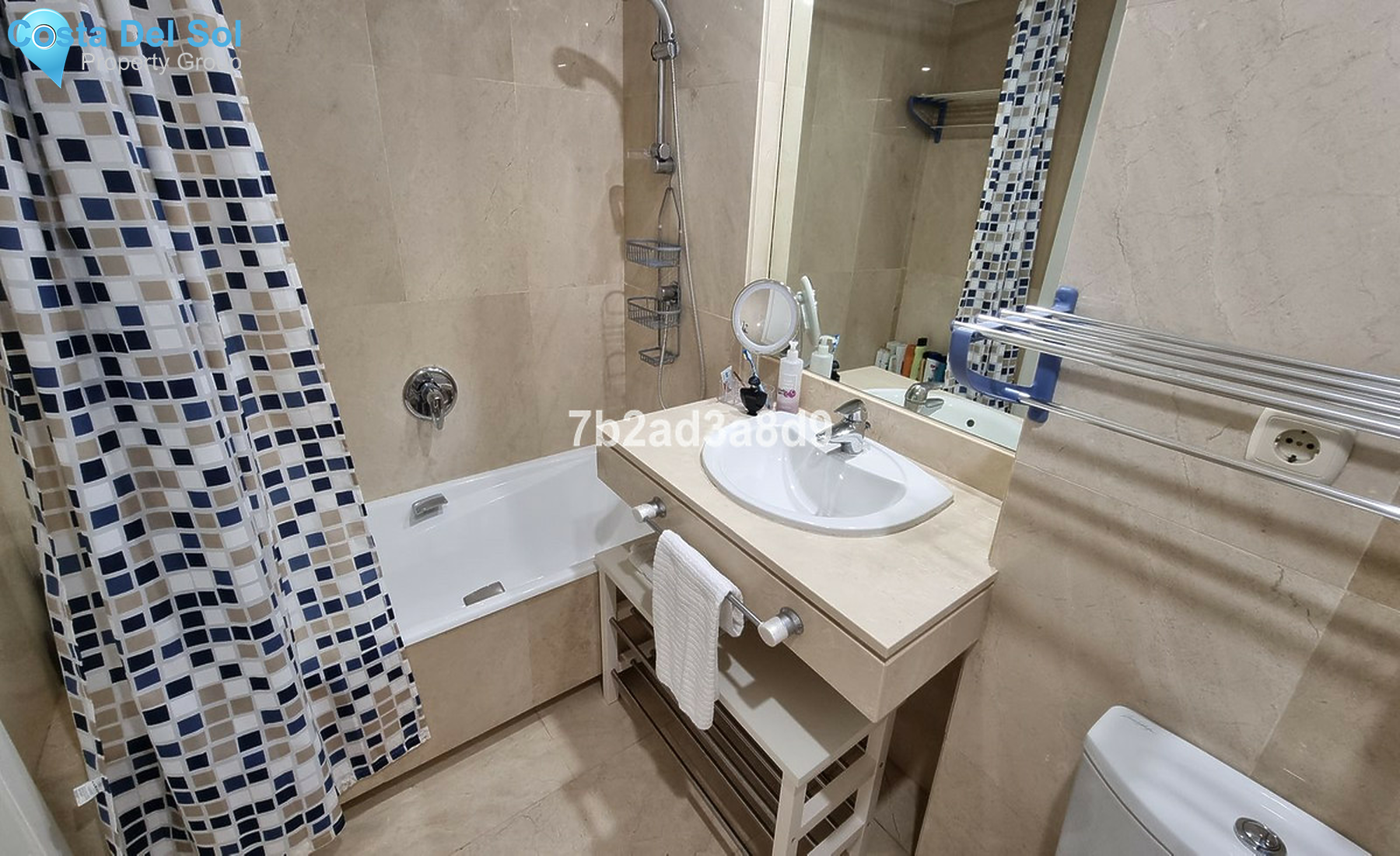 Middle Floor Apartment in New Golden Mile-1460437