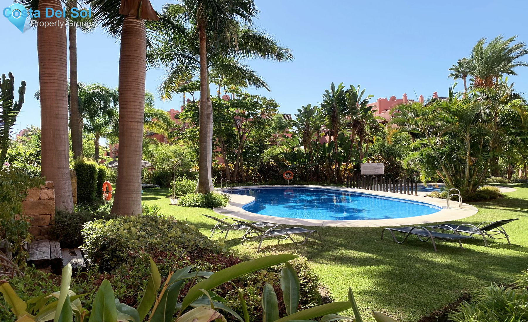 Middle Floor Apartment in New Golden Mile