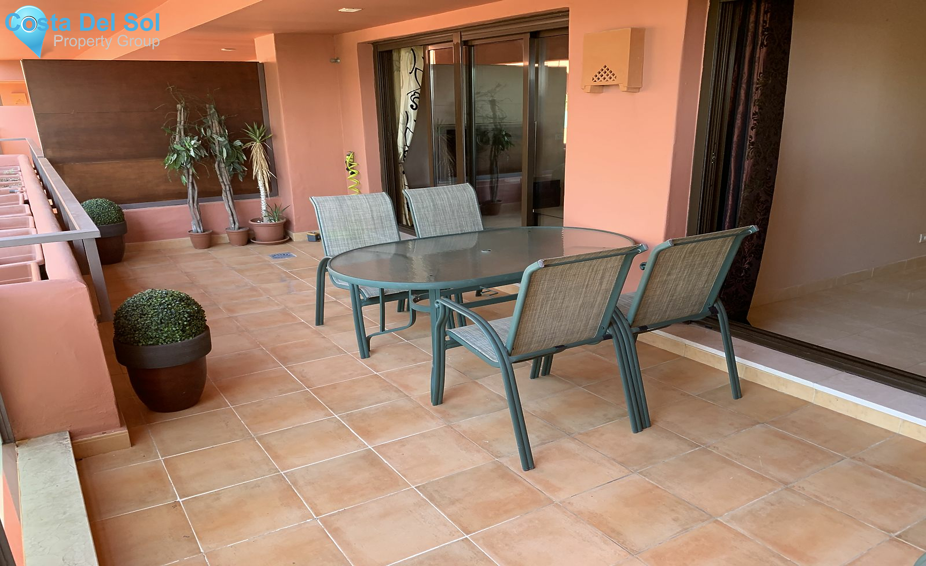 Middle Floor Apartment in New Golden Mile-1143705