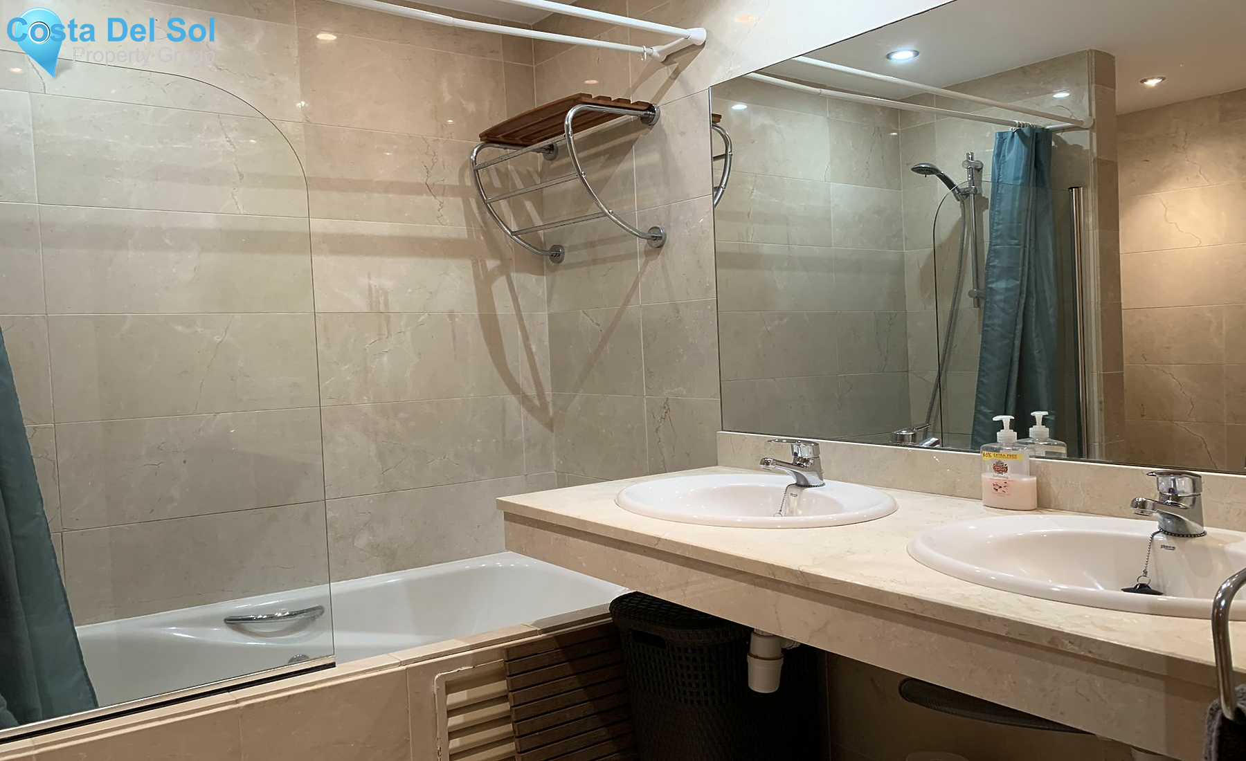 Middle Floor Apartment in New Golden Mile-1143698