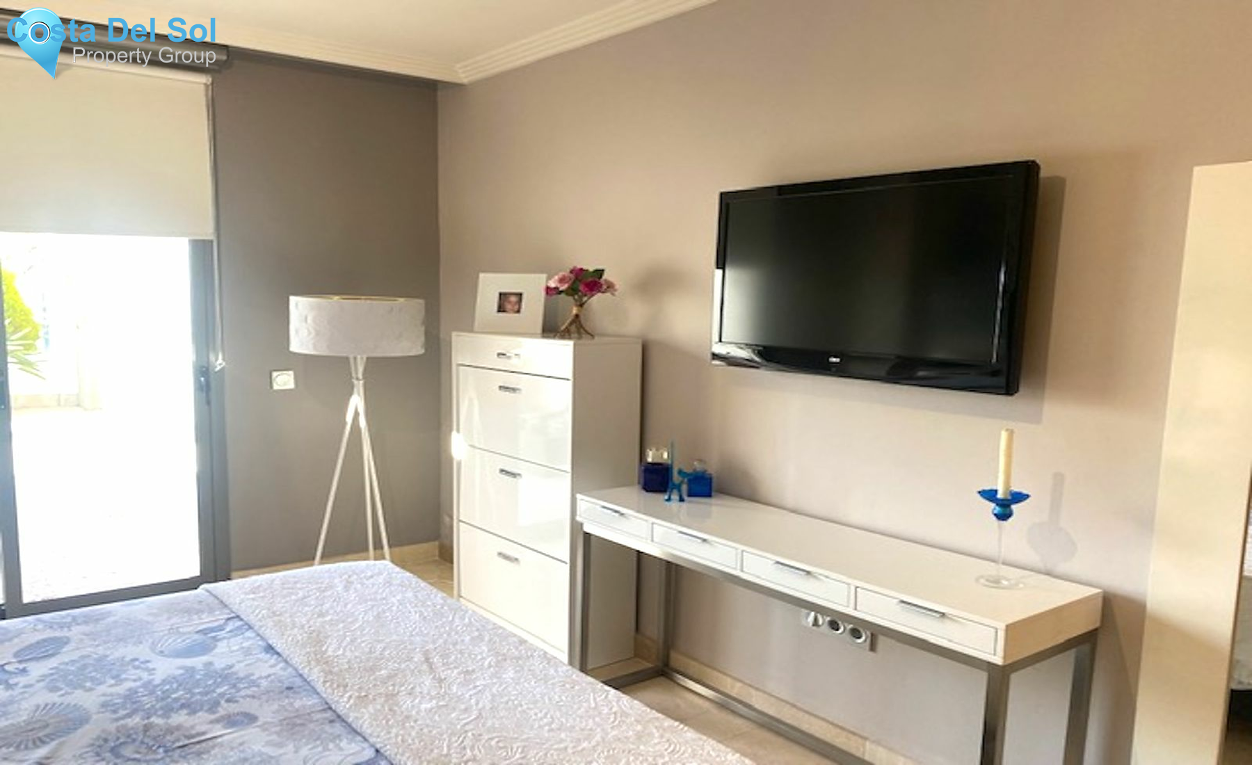 Middle Floor Apartment in New Golden Mile-1156864
