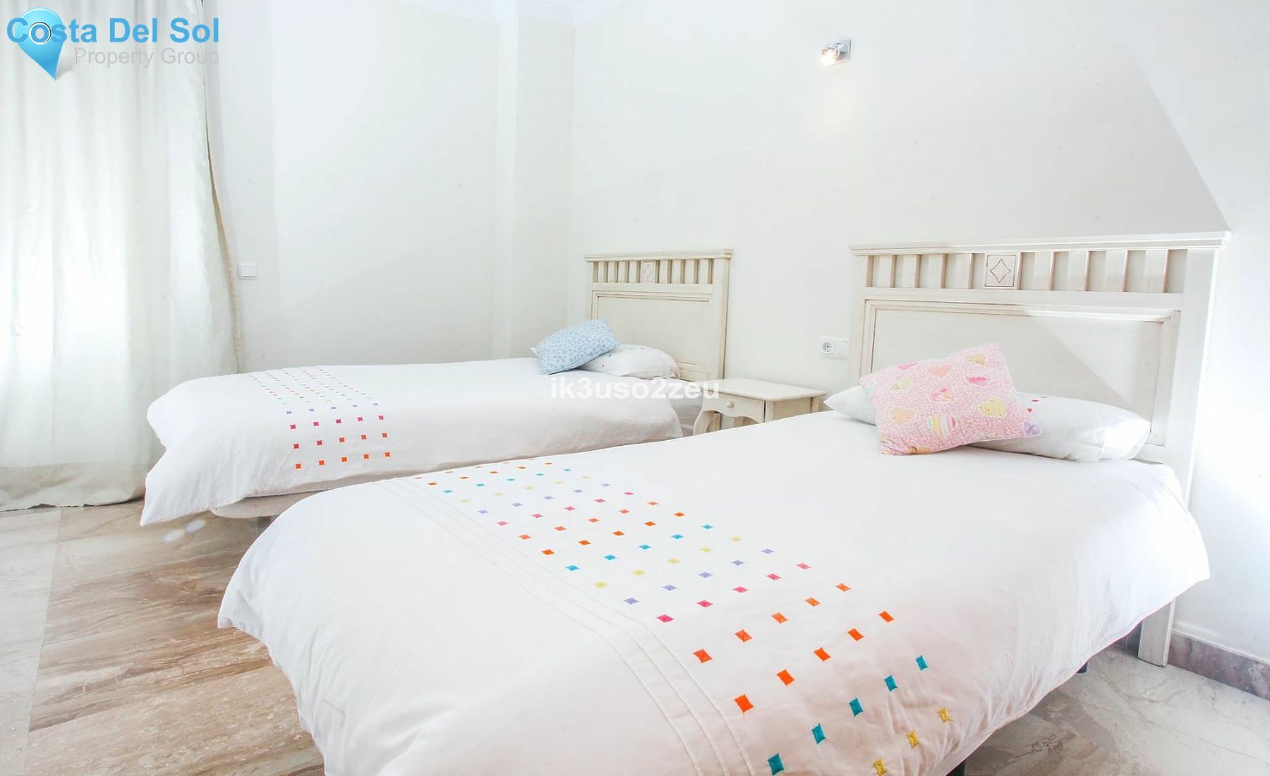 Middle Floor Apartment in New Golden Mile-1174402