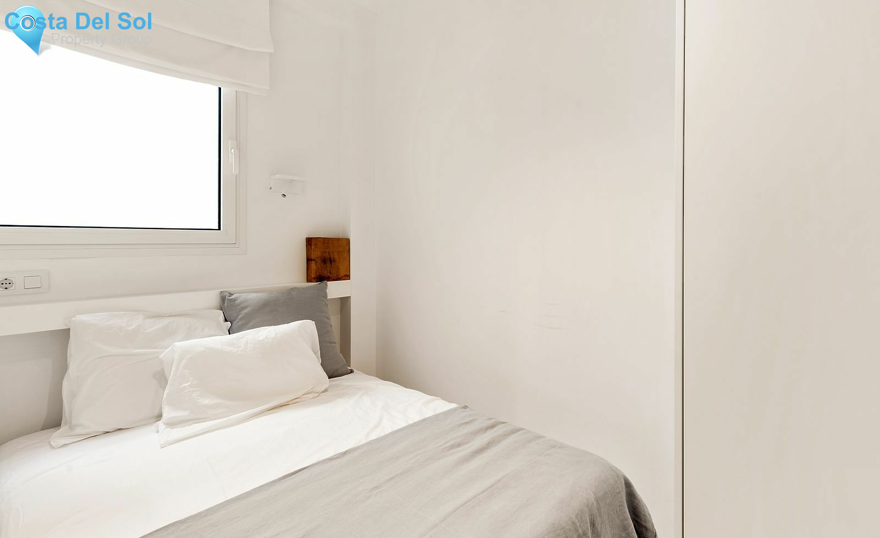 Middle Floor Apartment in New Golden Mile-1463977