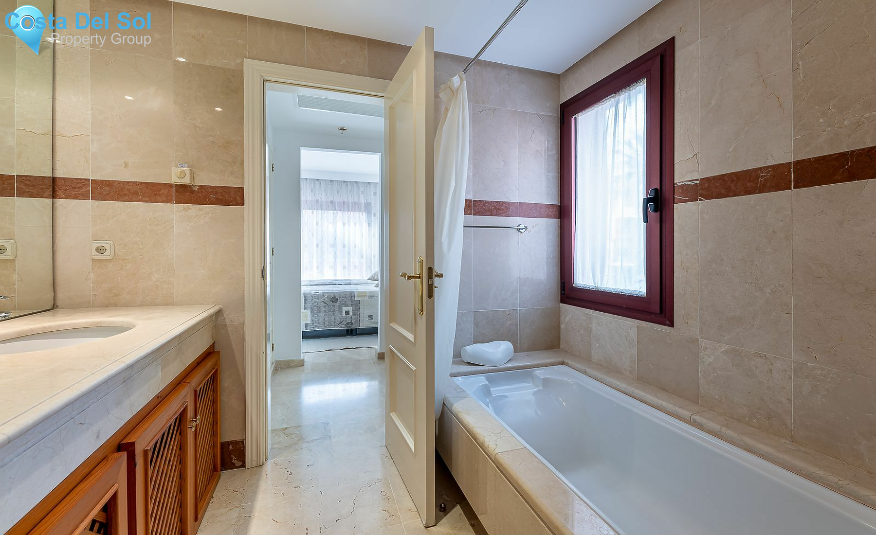 Middle Floor Apartment in New Golden Mile-1515236