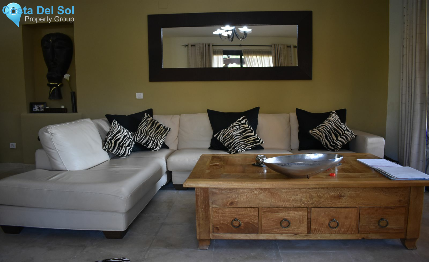 Middle Floor Apartment in New Golden Mile-1535106