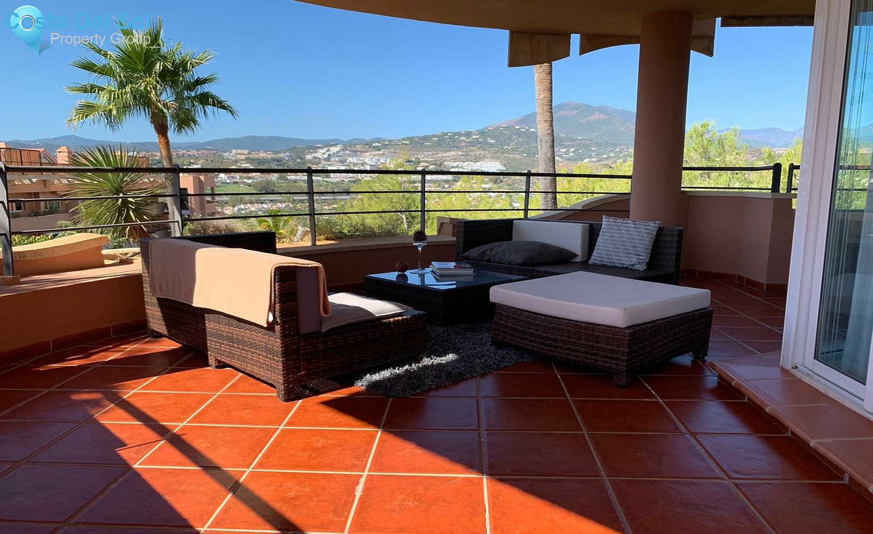 Middle Floor Apartment in Nueva Andalucía-1238680
