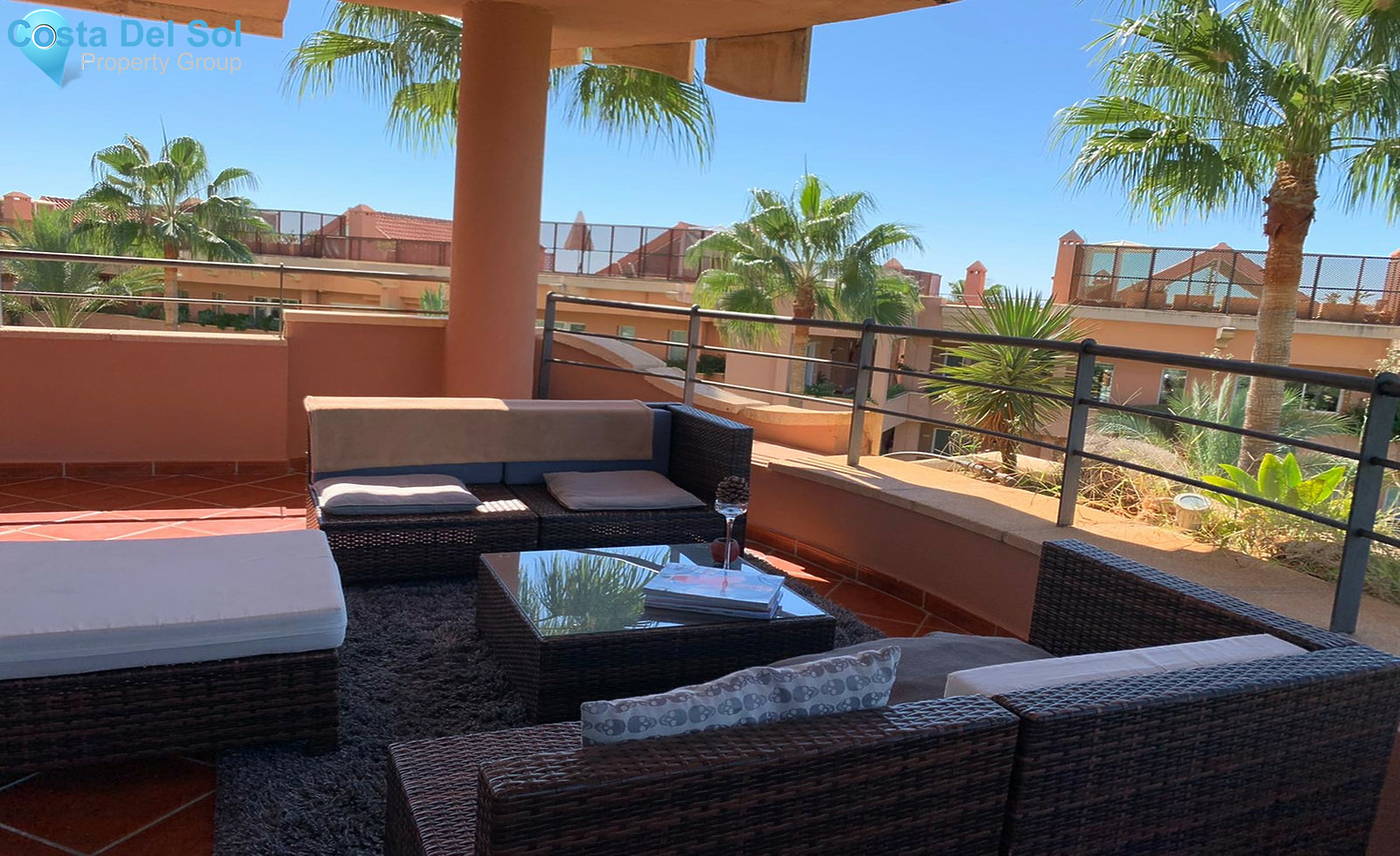 Middle Floor Apartment in Nueva Andalucía-1238681