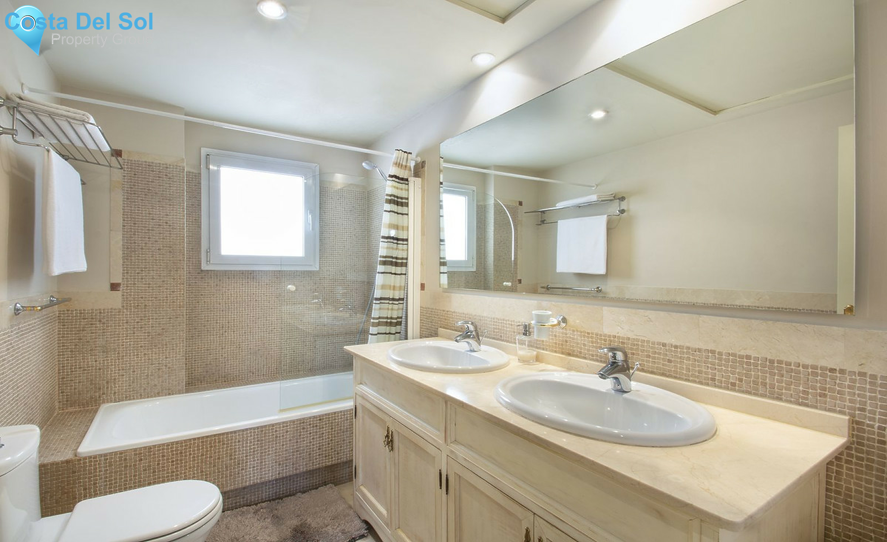 Middle Floor Apartment in Nueva Andalucía-1239192