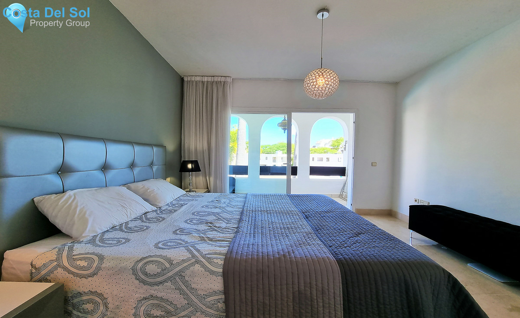 Middle Floor Apartment in Nueva Andalucía-1280934