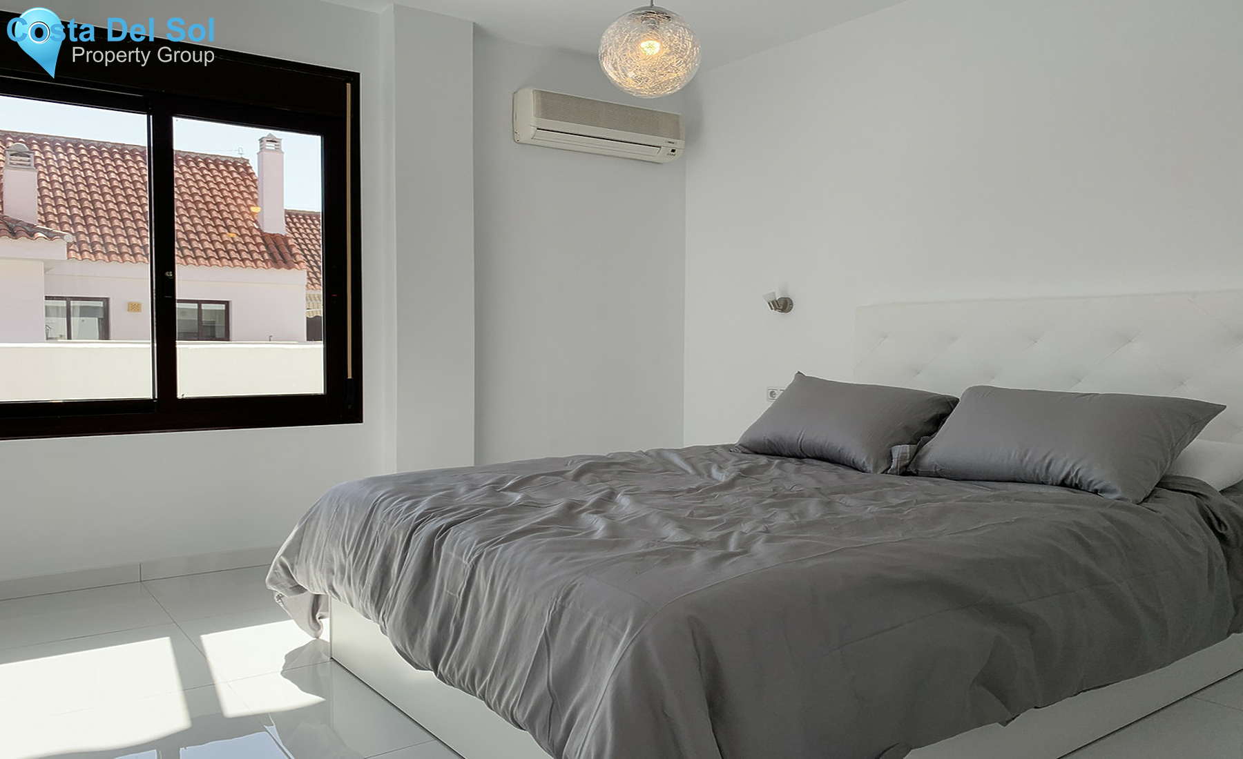 Middle Floor Apartment in Nueva Andalucía-1295329