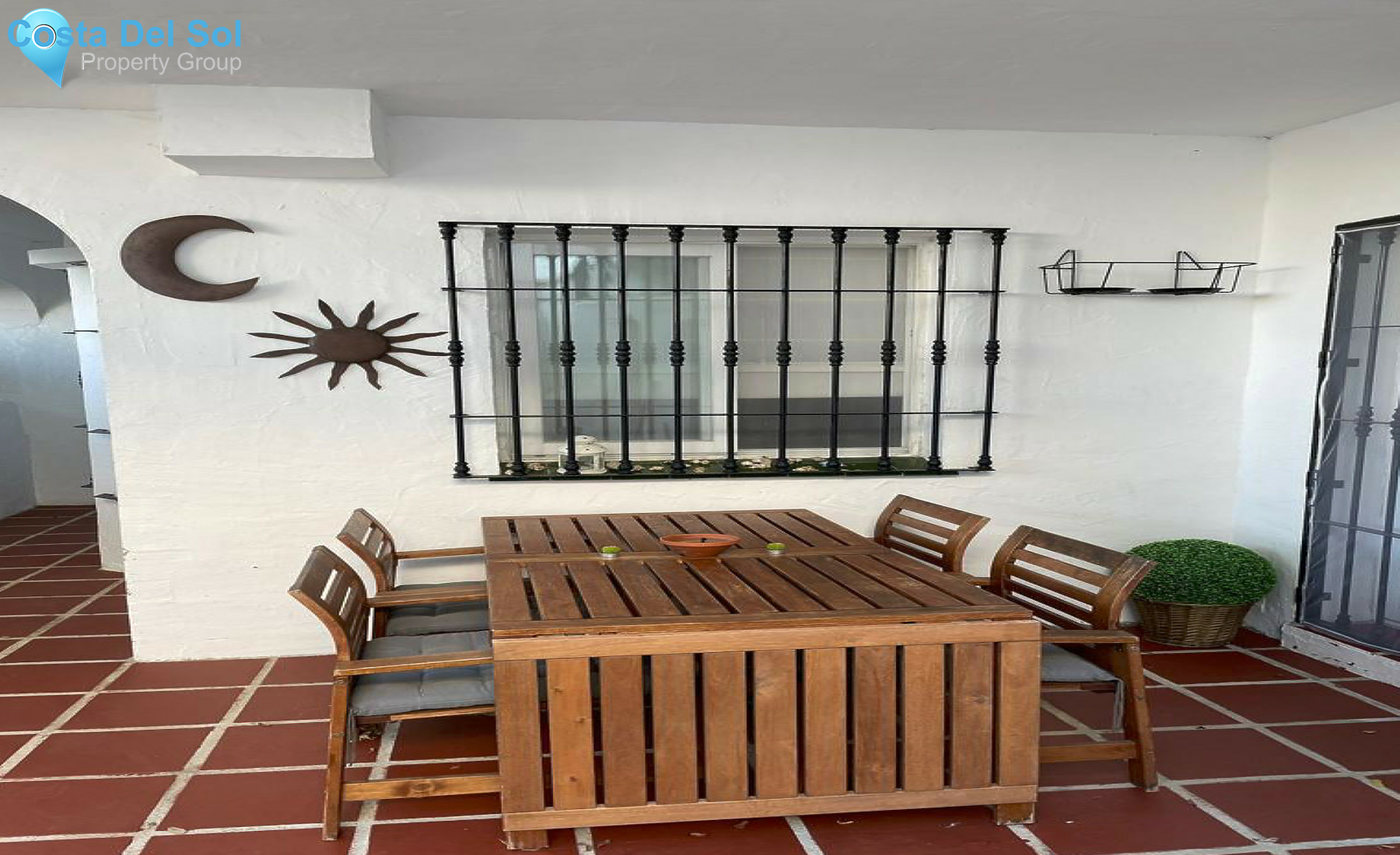 Middle Floor Apartment in Nueva Andalucía-1314177