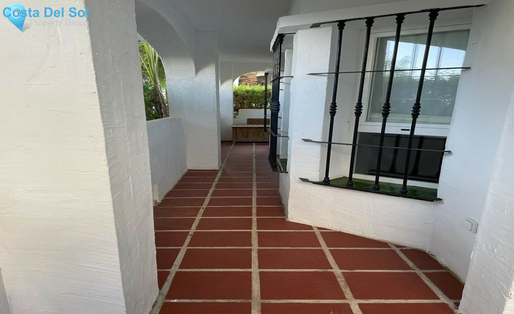 Middle Floor Apartment in Nueva Andalucía-1314178