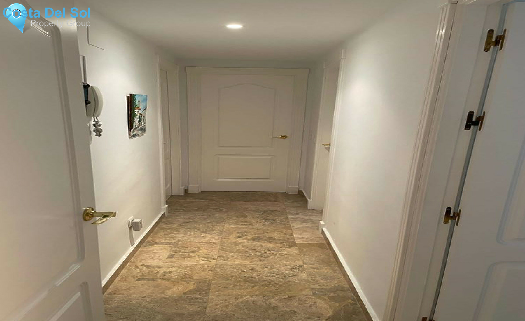 Middle Floor Apartment in Nueva Andalucía-1314179