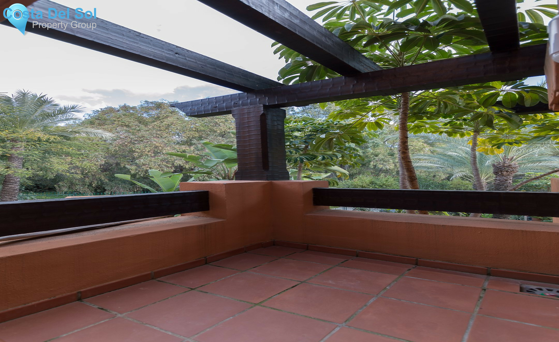 Middle Floor Apartment in Nueva Andalucía-1334104