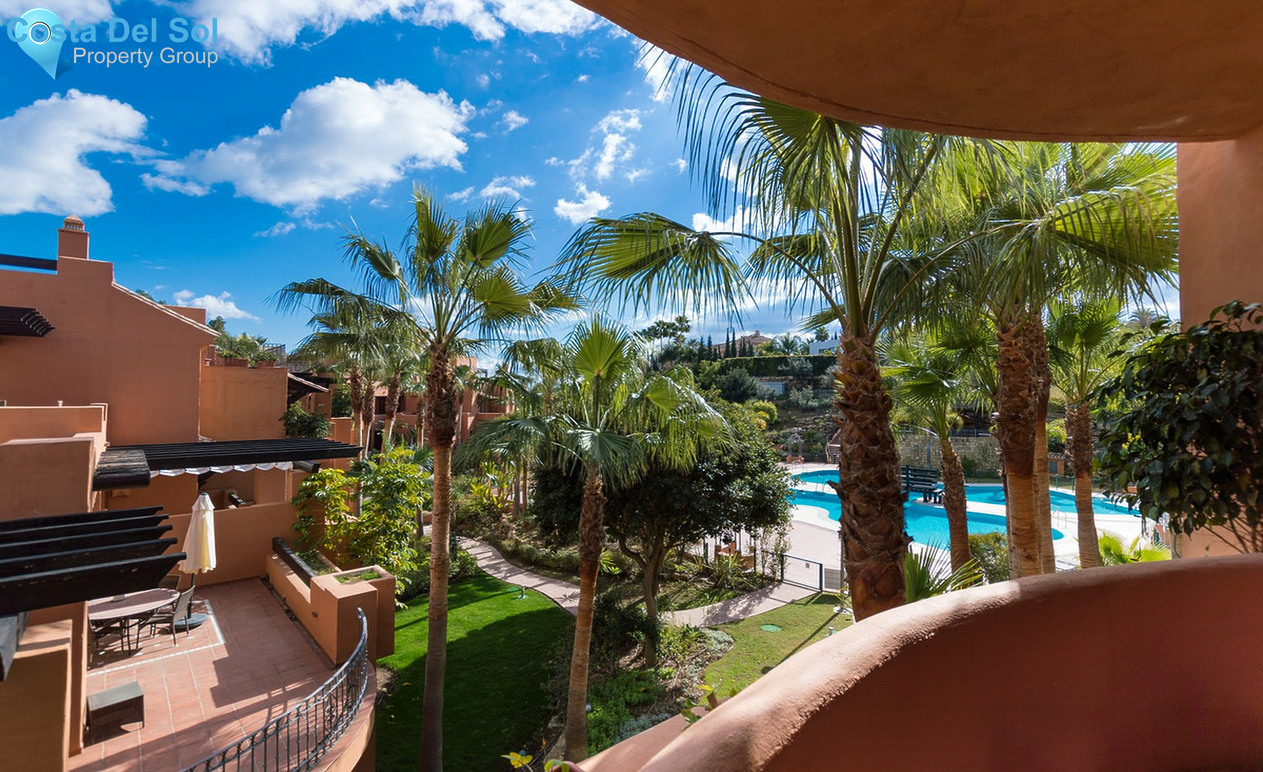 Middle Floor Apartment in Nueva Andalucía-1334108