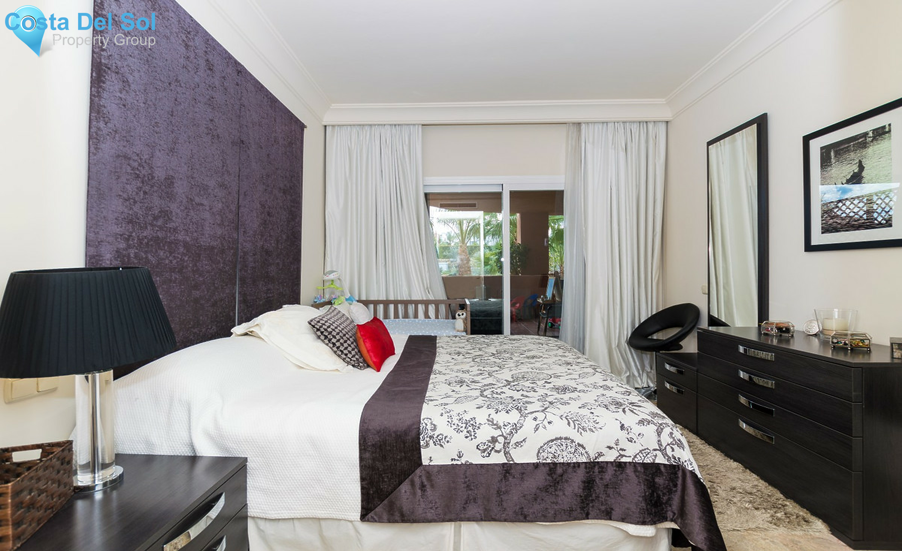 Middle Floor Apartment in Nueva Andalucía-1334095