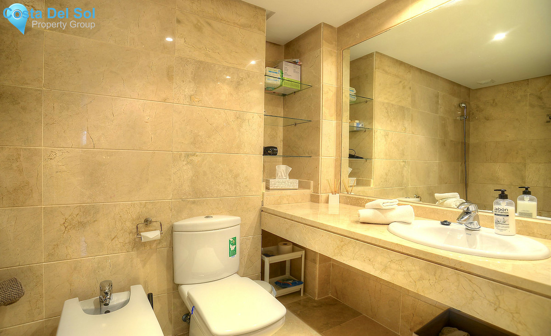 Middle Floor Apartment in Nueva Andalucía-1353199