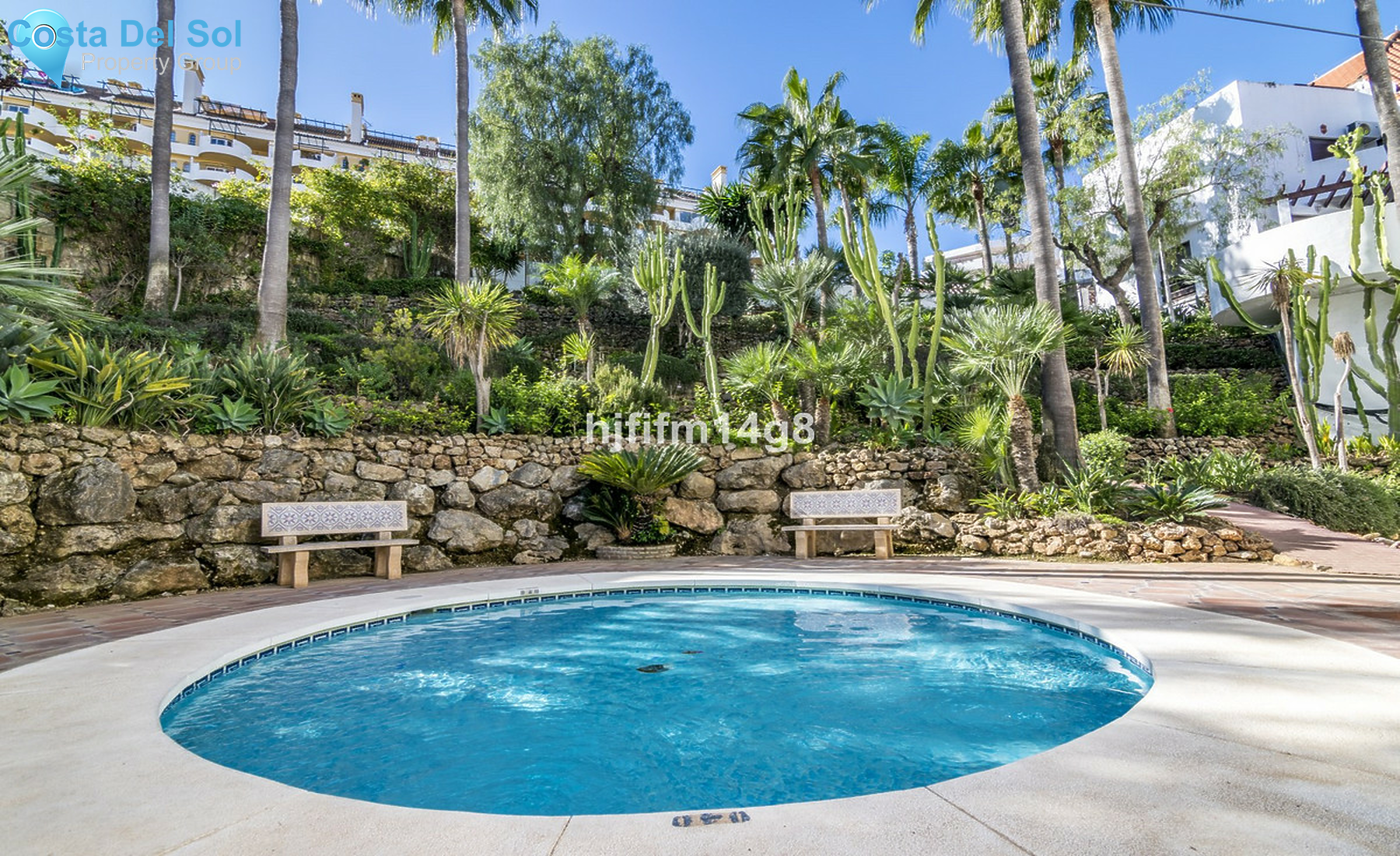 Middle Floor Apartment in Nueva Andalucía-1362070