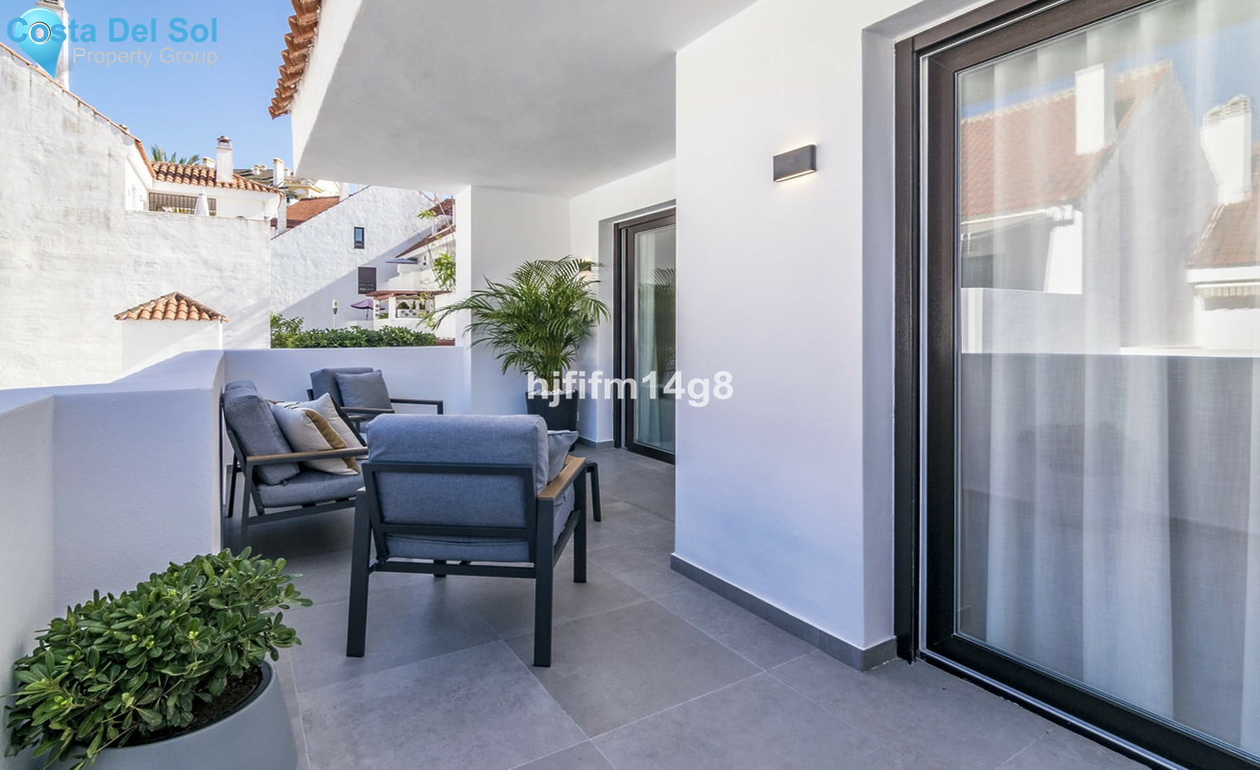 Middle Floor Apartment in Nueva Andalucía-1362059
