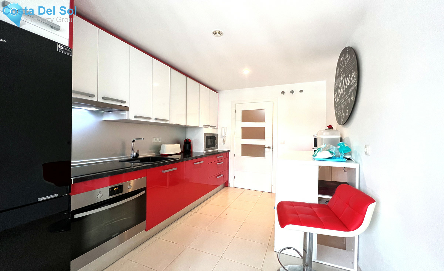 Middle Floor Apartment in Nueva Andalucía-1373844