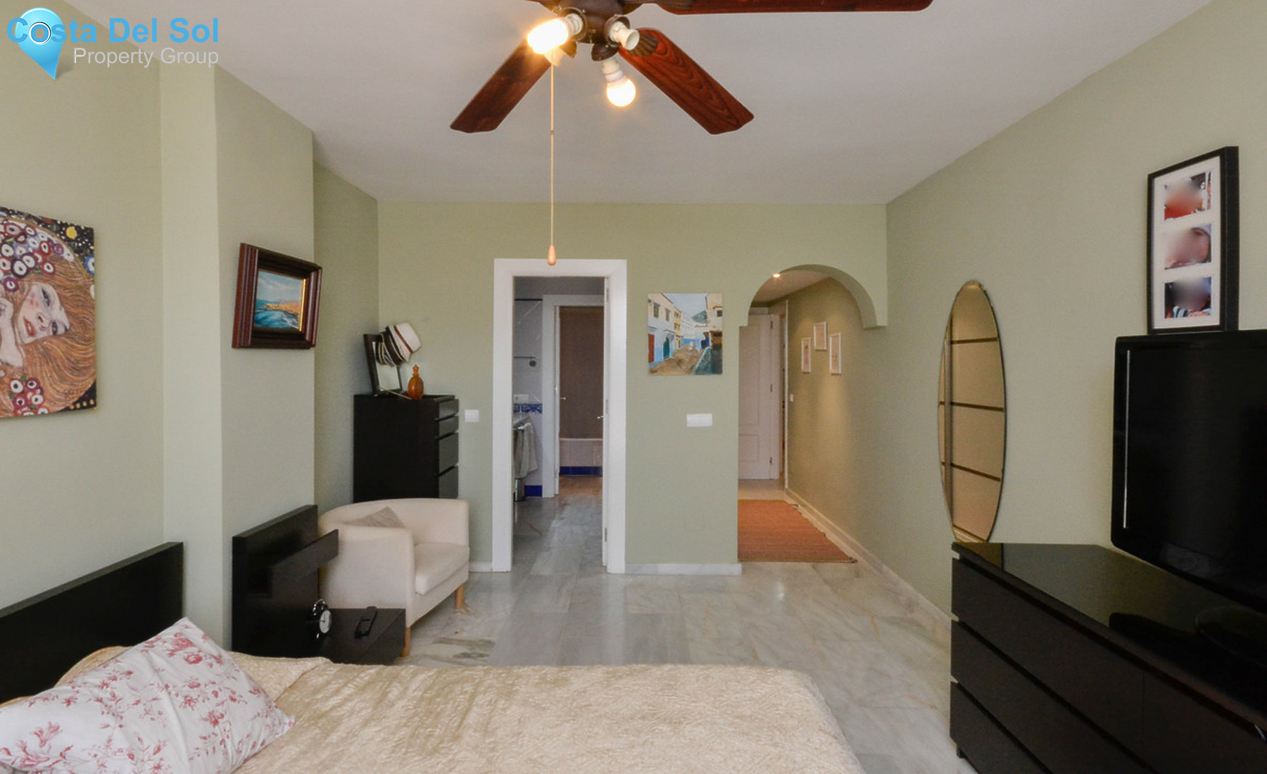 Middle Floor Apartment in Nueva Andalucía-1375253