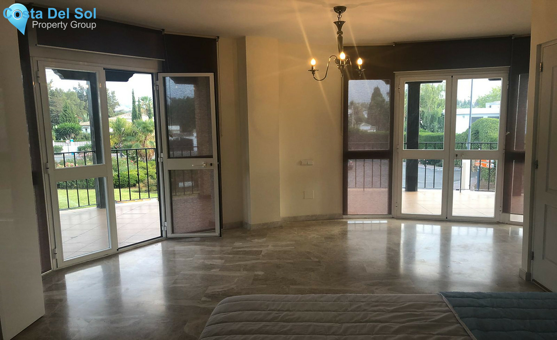 Middle Floor Apartment in Nueva Andalucía-1404106