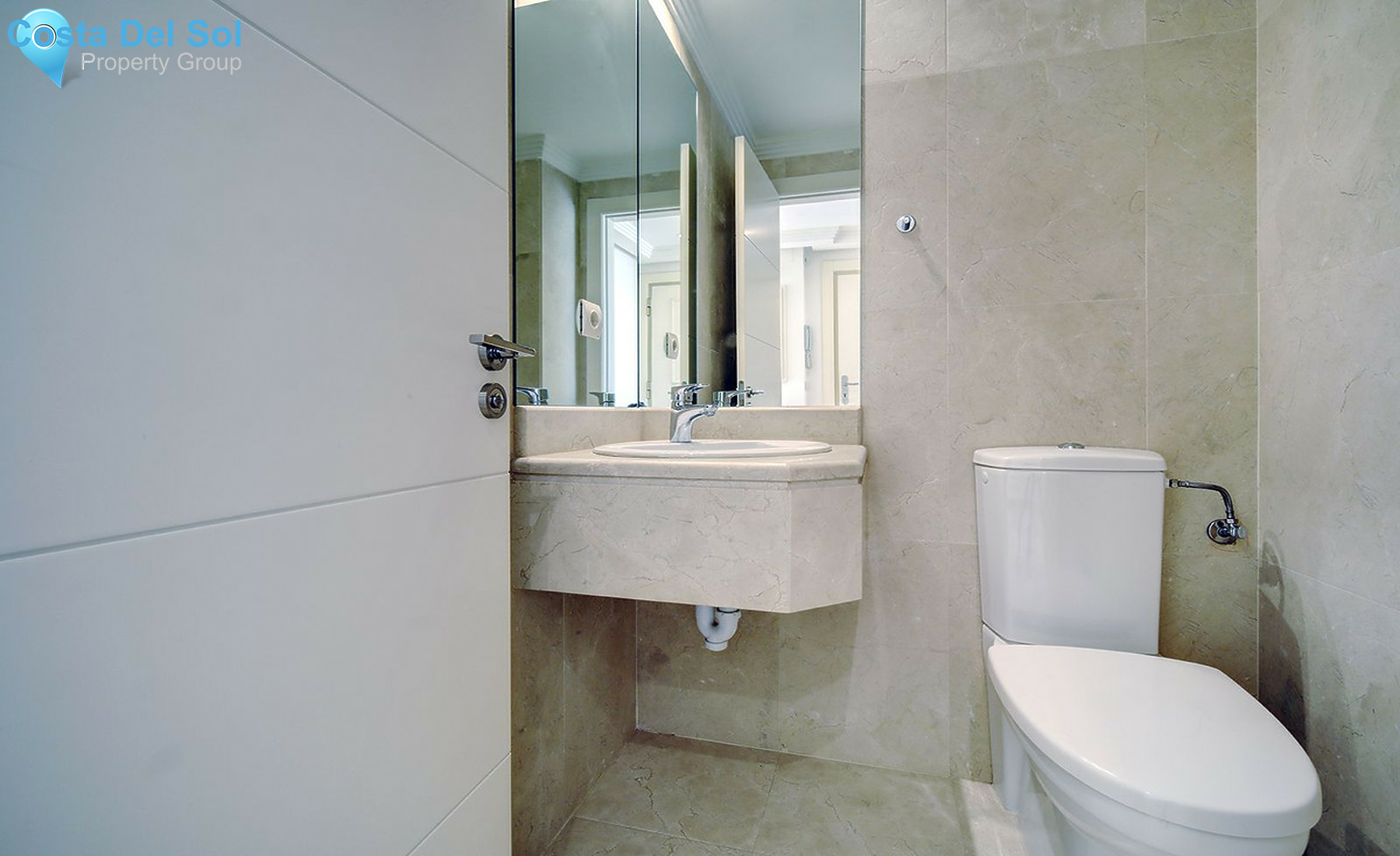 Middle Floor Apartment in Nueva Andalucía-1415407