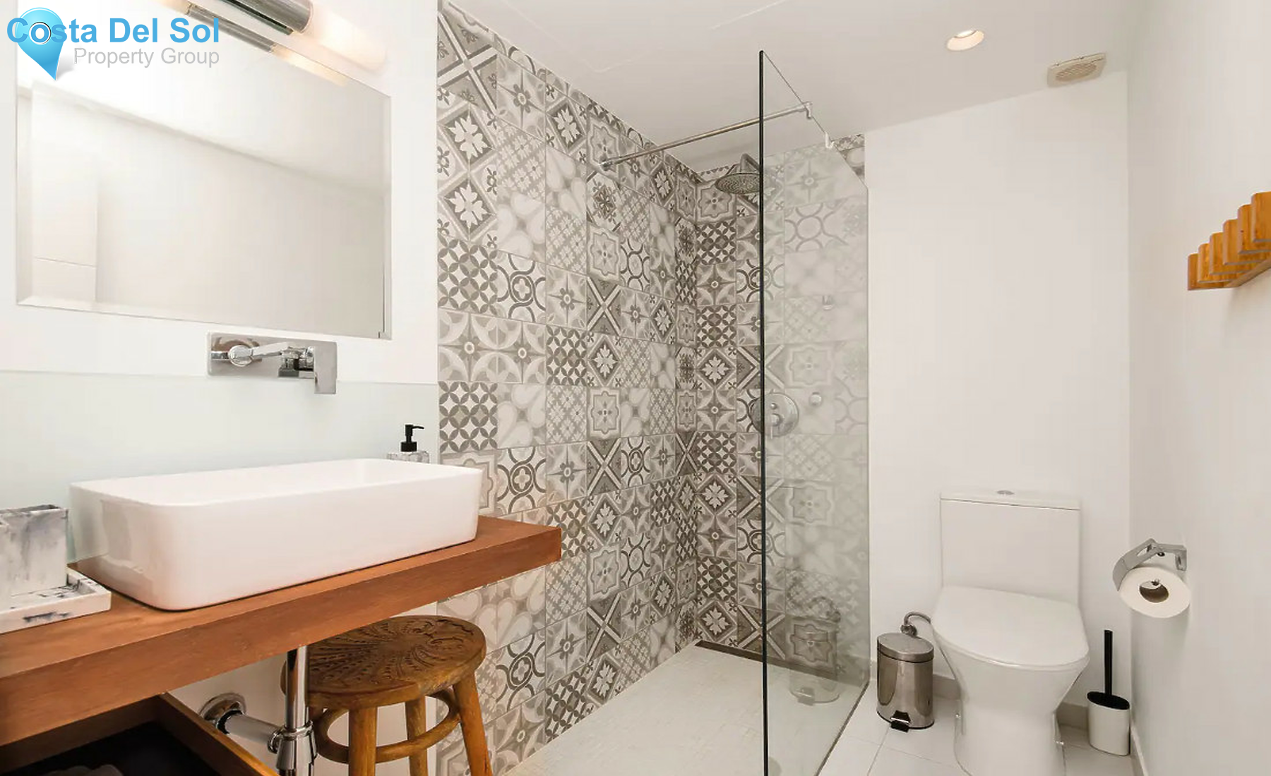 Middle Floor Apartment in Nueva Andalucía-1437596