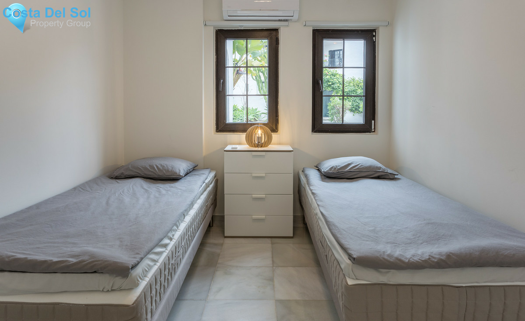 Middle Floor Apartment in Nueva Andalucía-1454874
