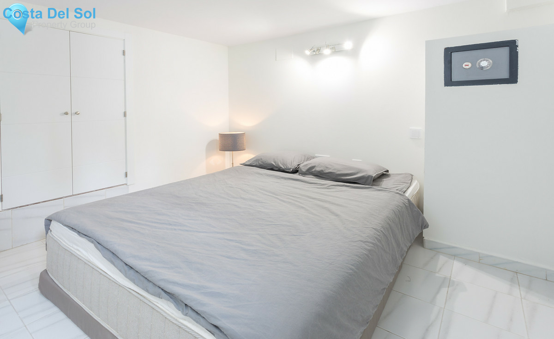 Middle Floor Apartment in Nueva Andalucía-1454875