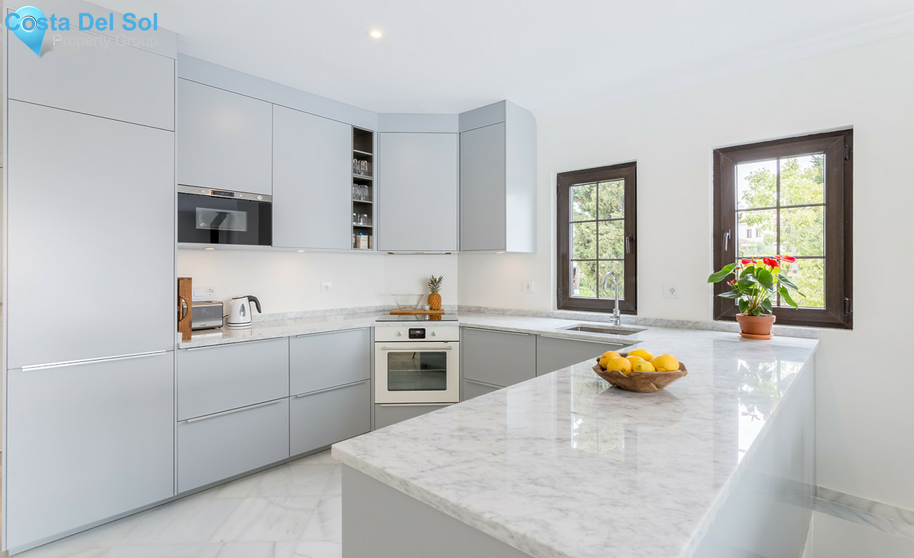 Middle Floor Apartment in Nueva Andalucía-1454867