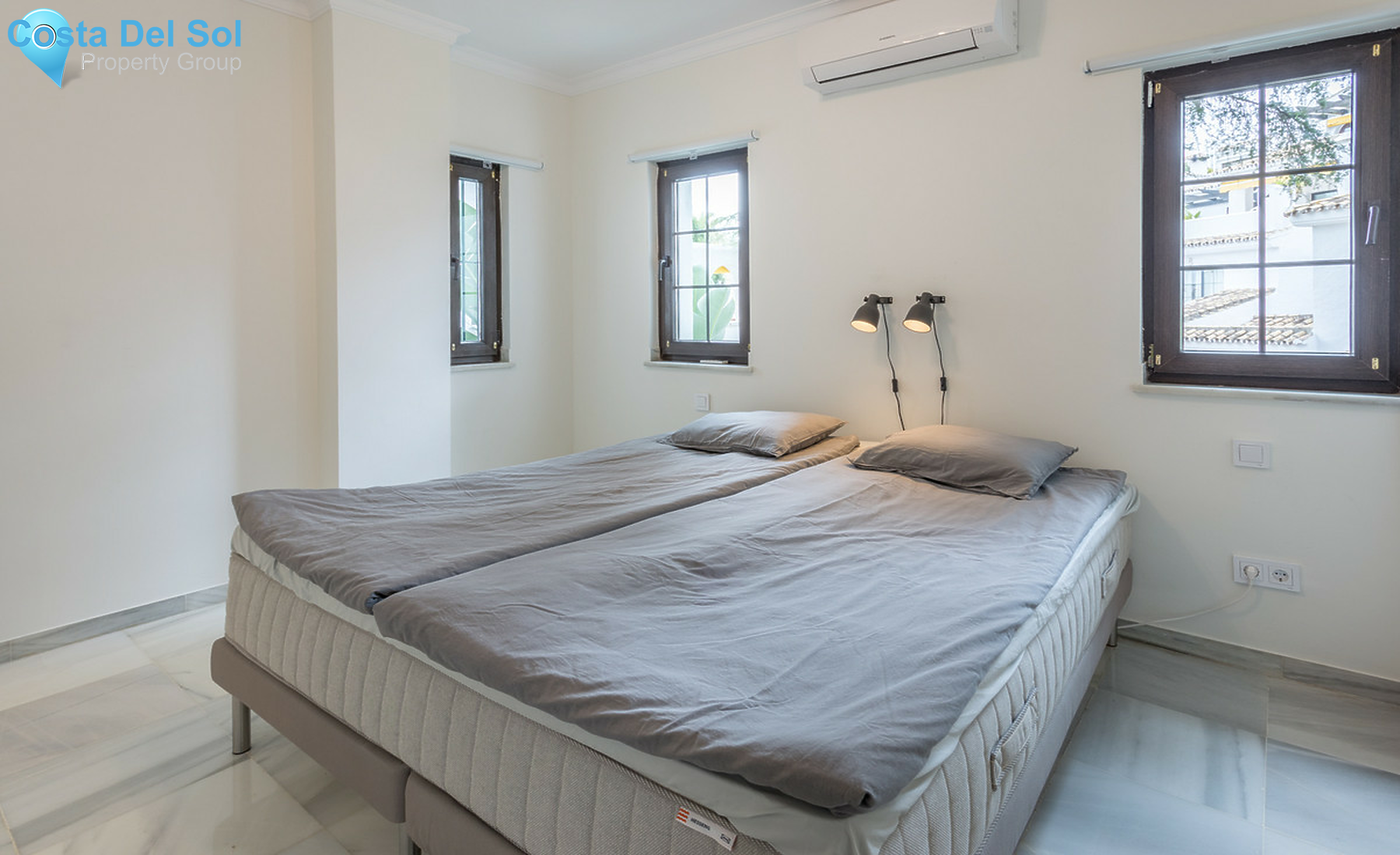 Middle Floor Apartment in Nueva Andalucía-1454873