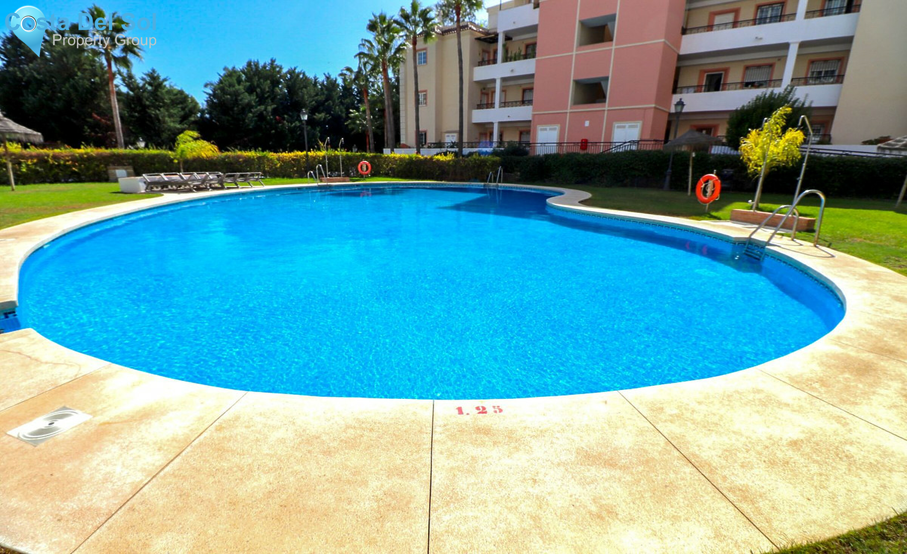 Middle Floor Apartment in Nueva Andalucía-1457017